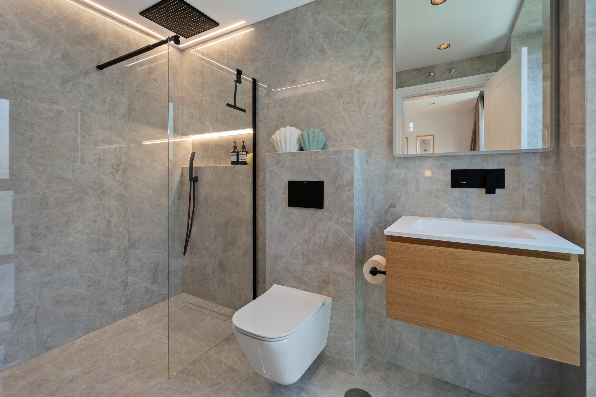 Poniente Claro — New Golden Mile, Marbella West