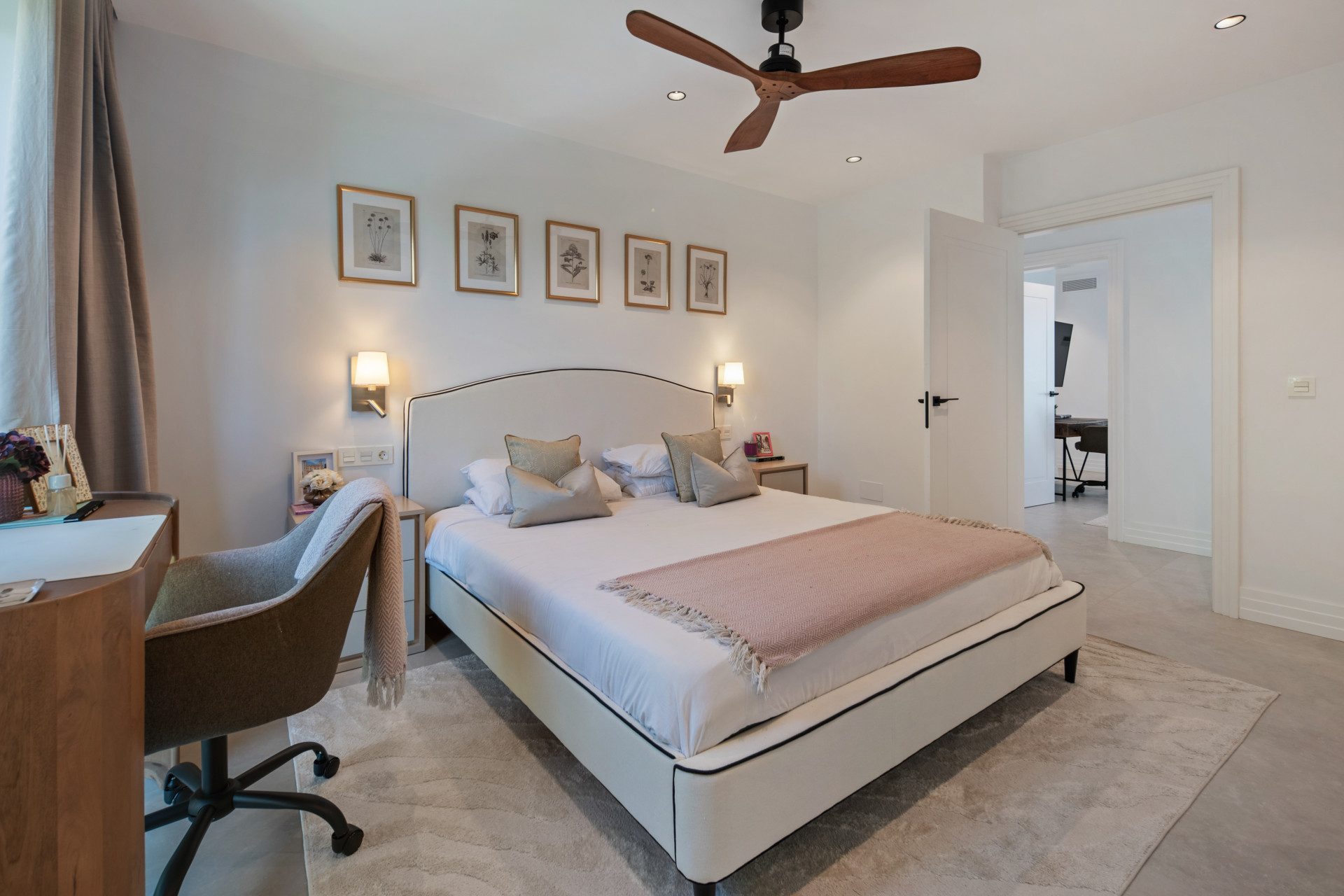 Poniente Claro — New Golden Mile, Marbella West