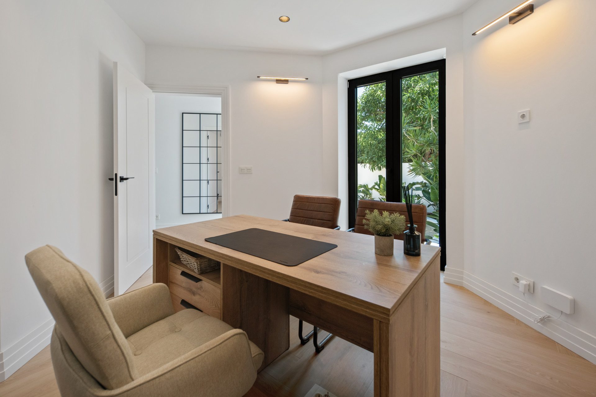 Poniente Claro — New Golden Mile, Marbella West
