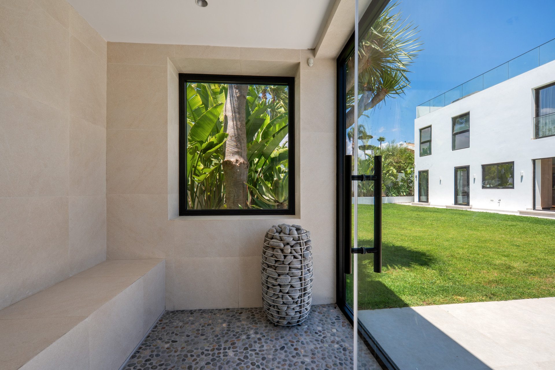 Poniente Claro — New Golden Mile, Marbella West