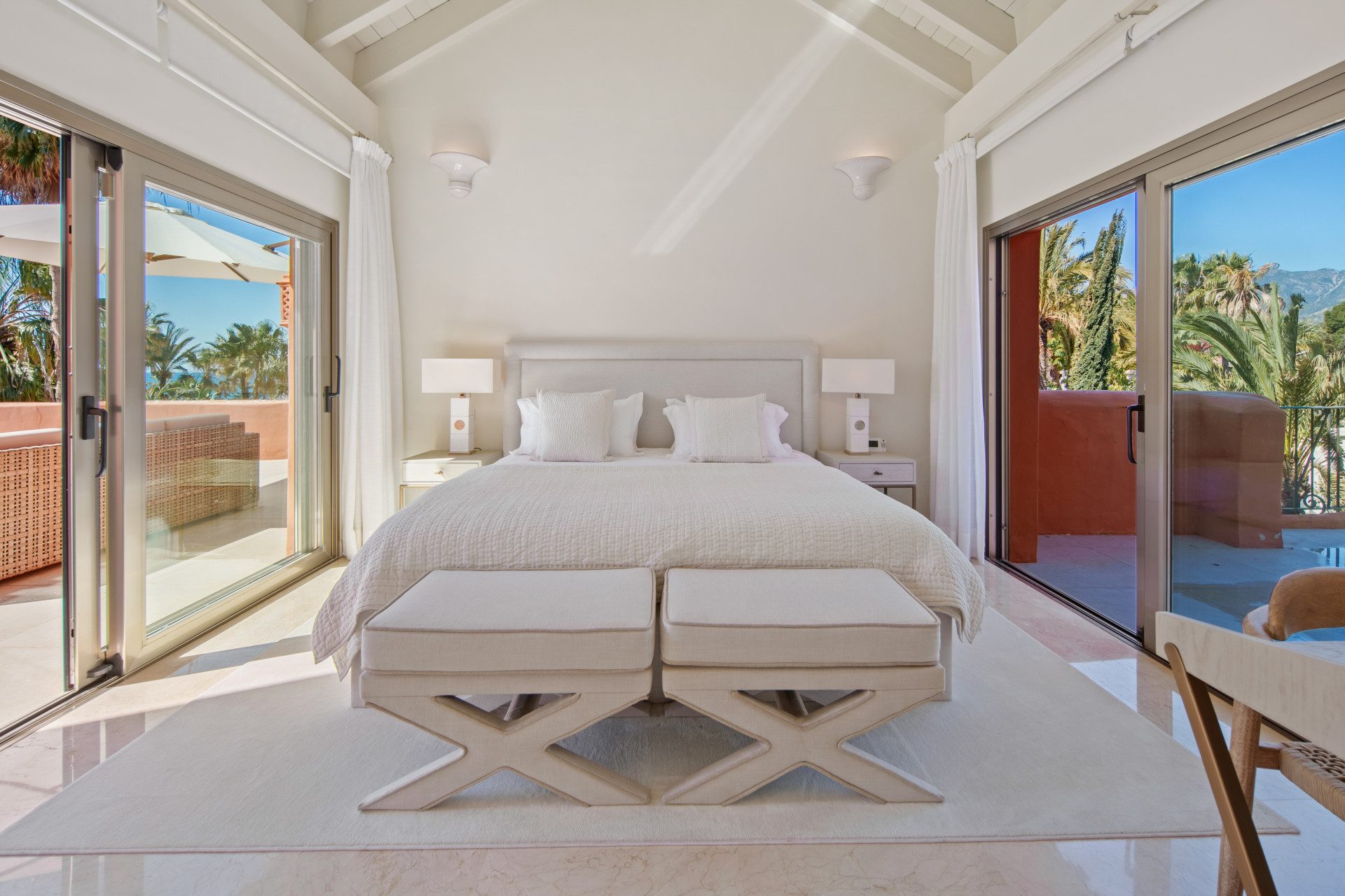 Terraza Levante — Marbella East, Marbella