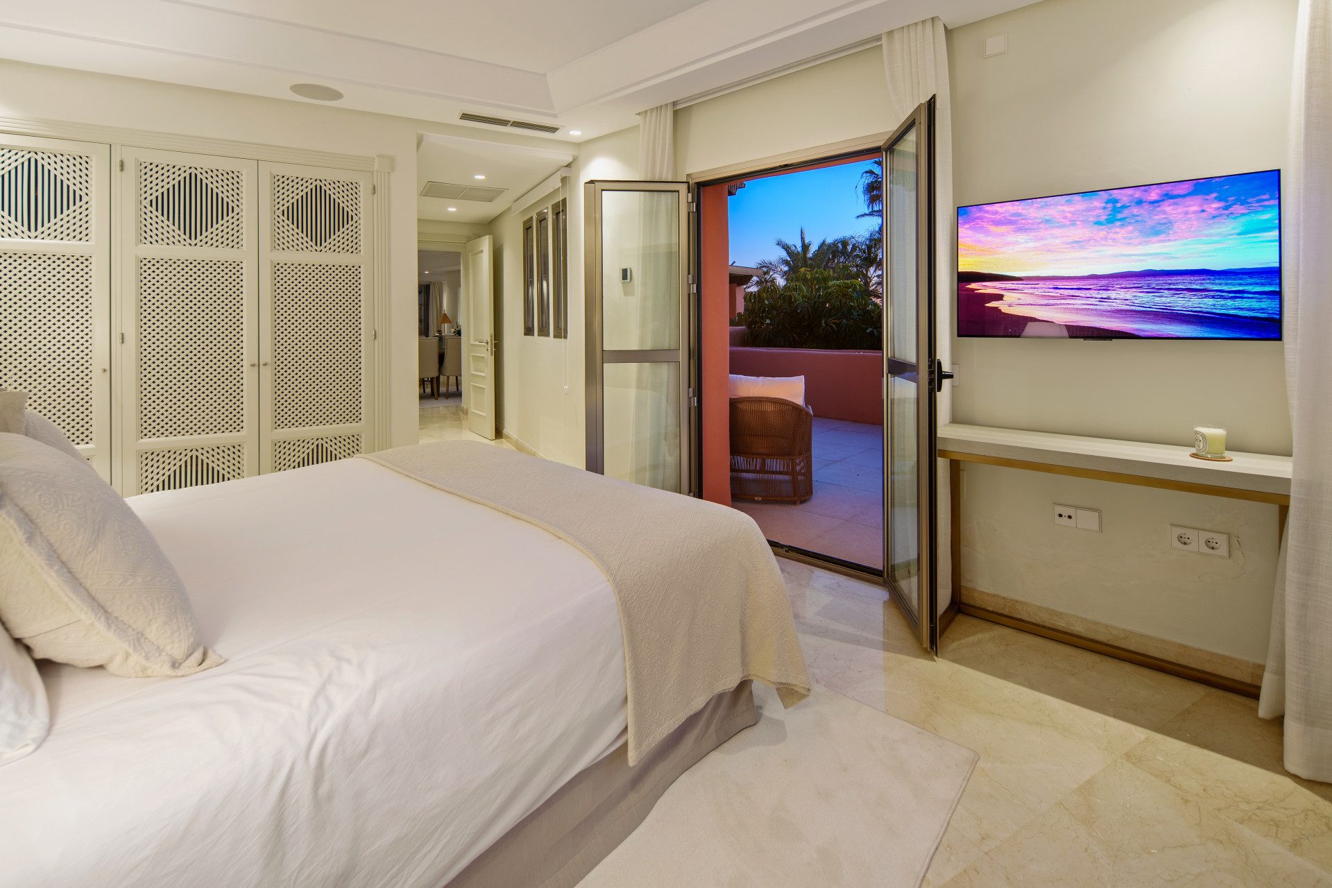 Terraza Levante — Marbella East, Marbella