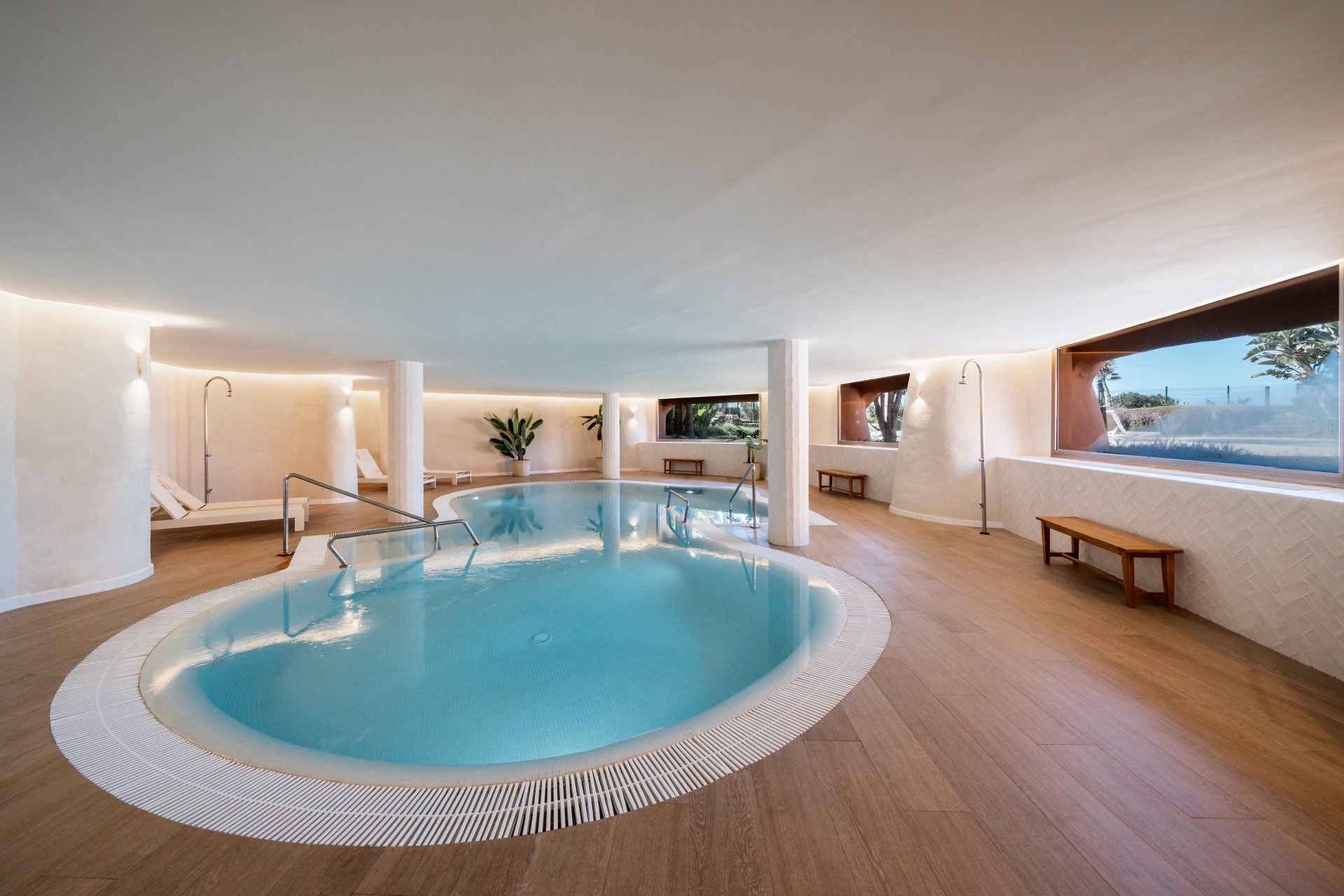 Terraza Levante — Marbella East, Marbella
