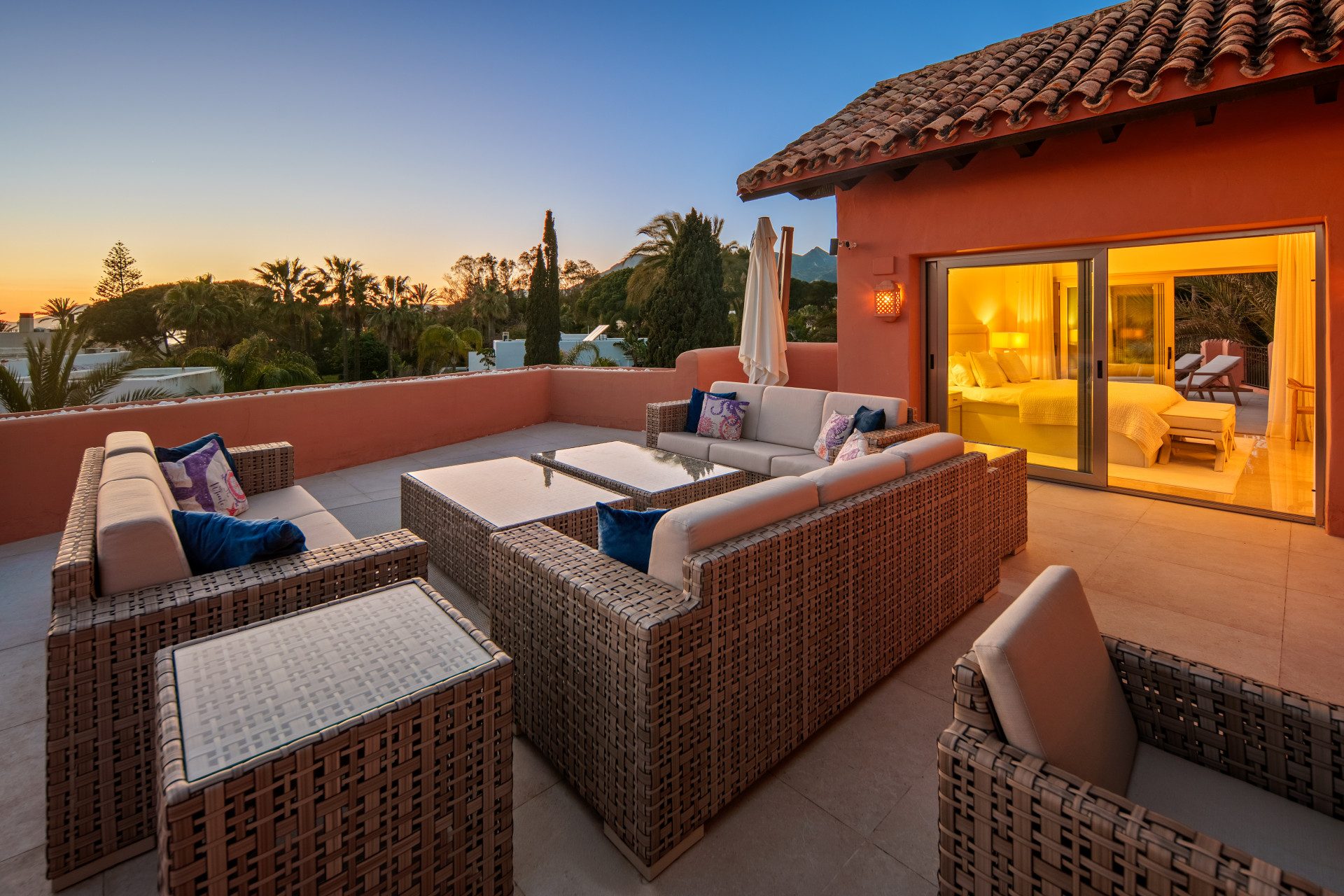 Terraza Levante — Marbella East, Marbella