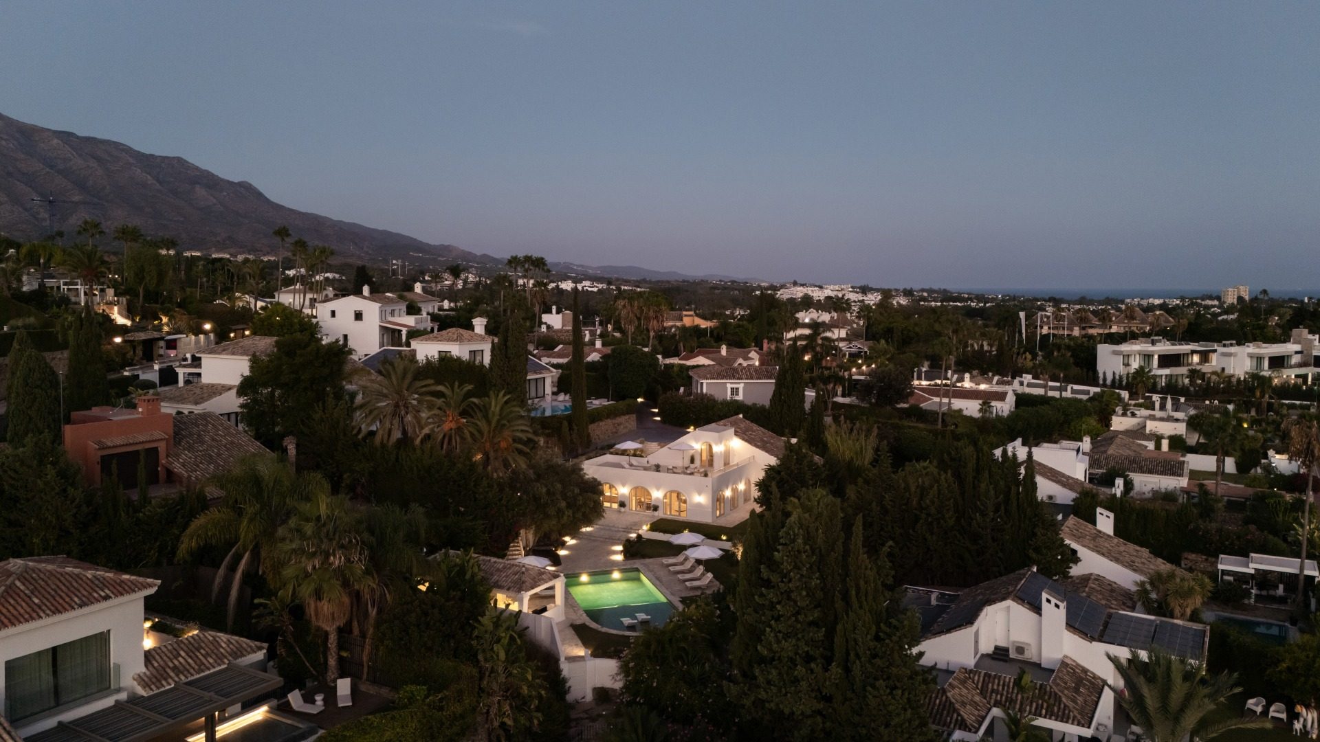 Soleil Arcade — Nueva Andalucía, Marbella