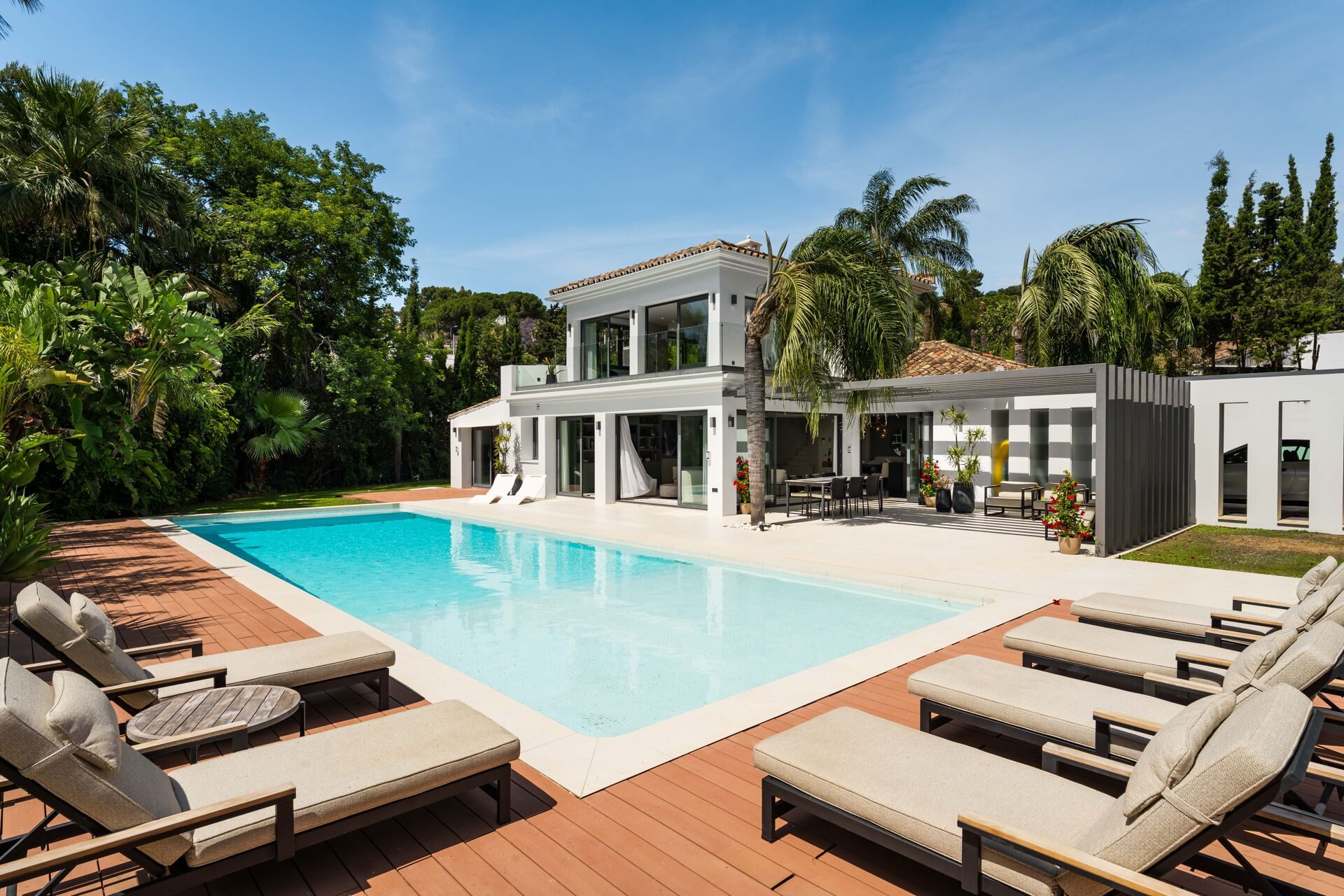 Fjord Blanc — Las Brisas, Nueva Andalucía, Marbella