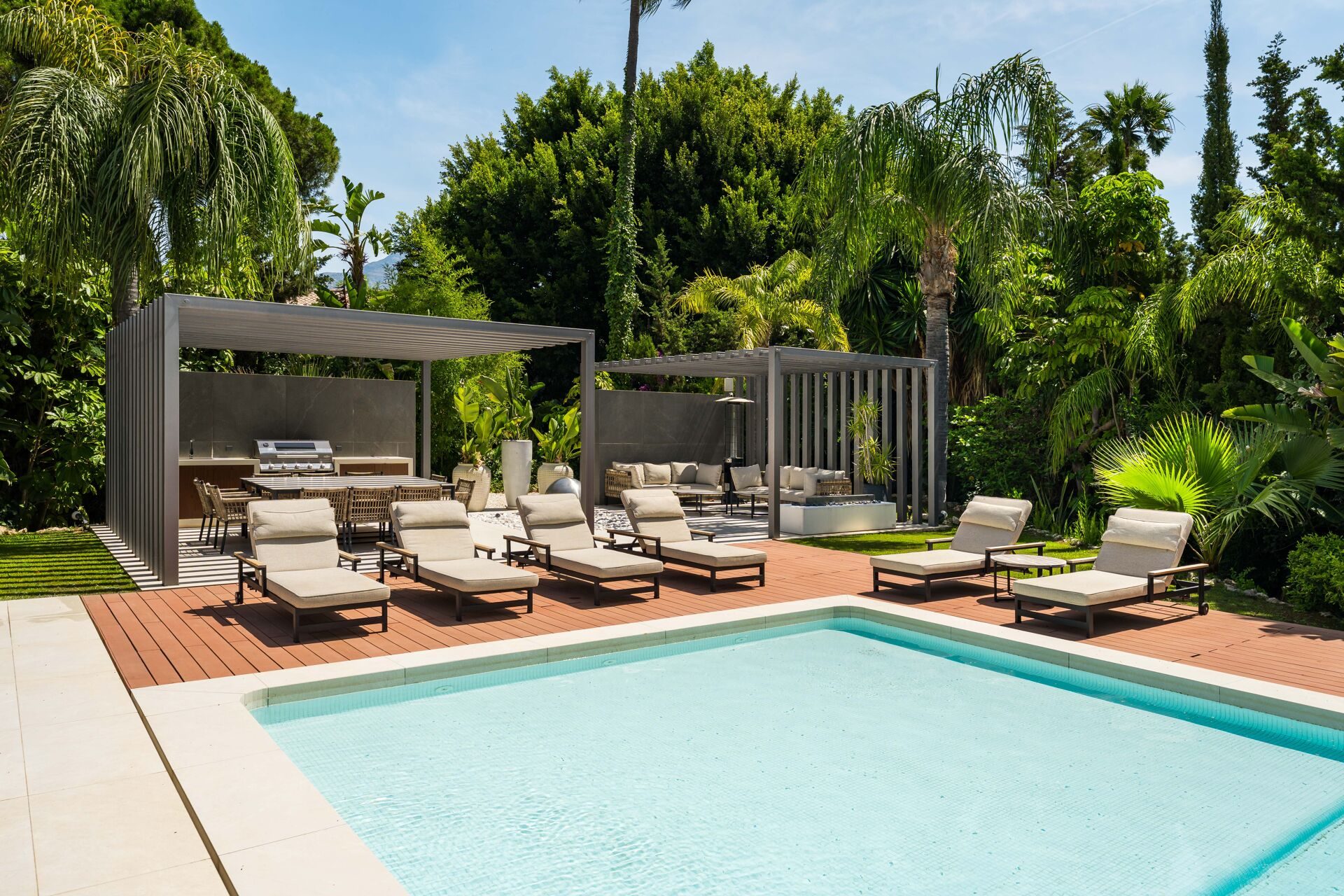 Fjord Blanc — Las Brisas, Nueva Andalucía, Marbella