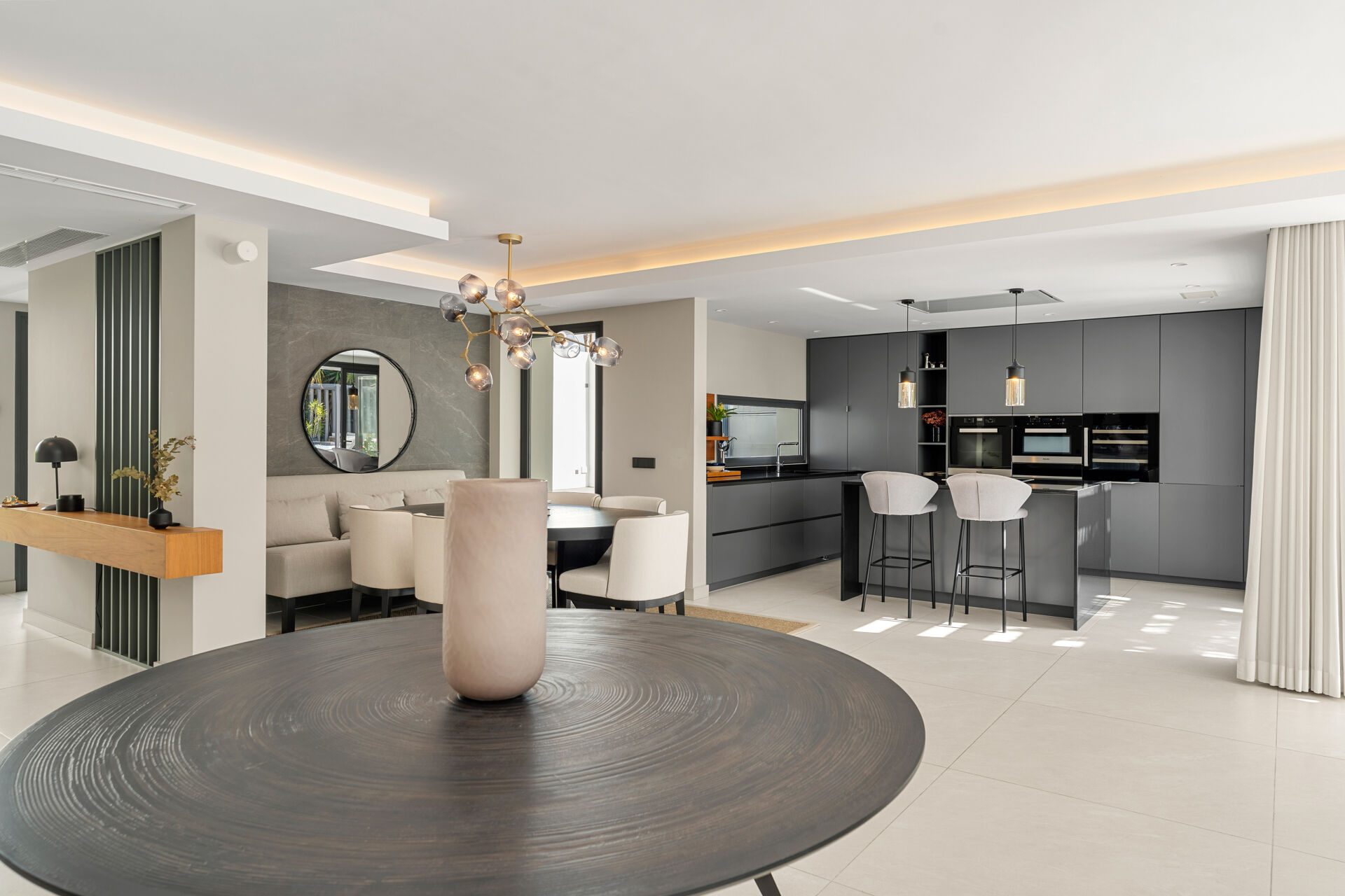 Fjord Blanc — Las Brisas, Nueva Andalucía, Marbella