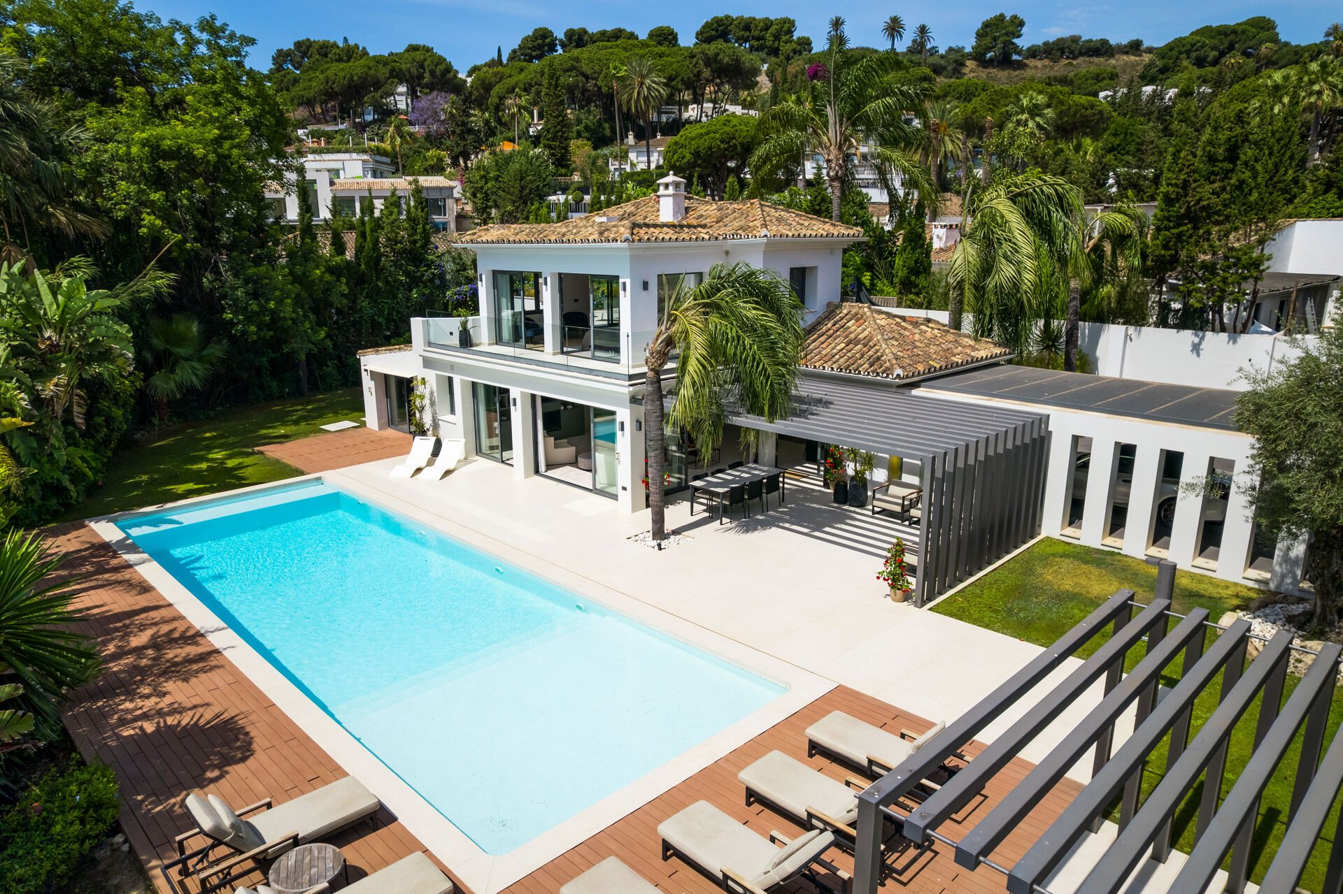 Fjord Blanc — Las Brisas, Nueva Andalucía, Marbella
