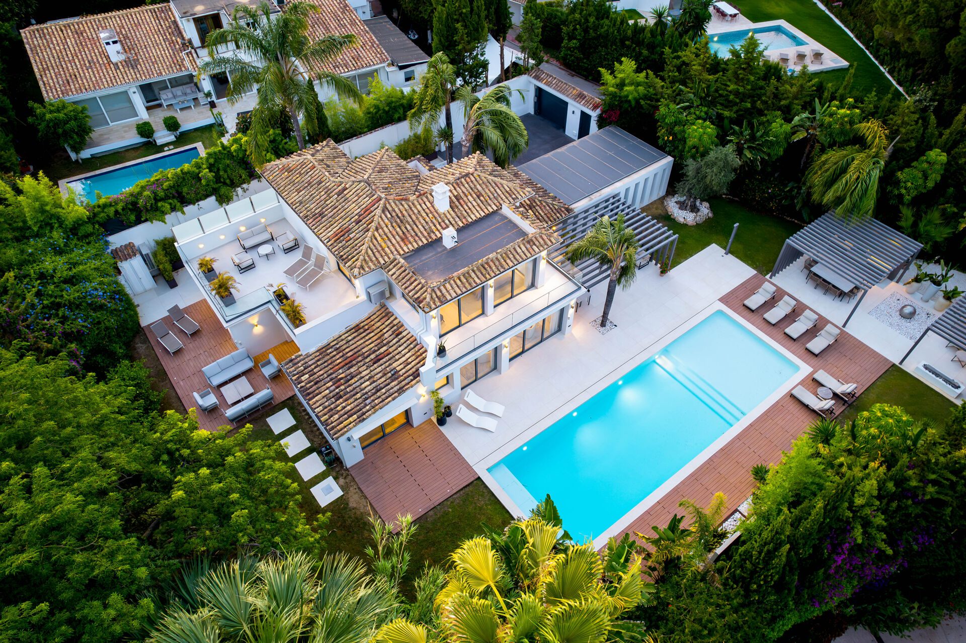 Fjord Blanc — Las Brisas, Nueva Andalucía, Marbella