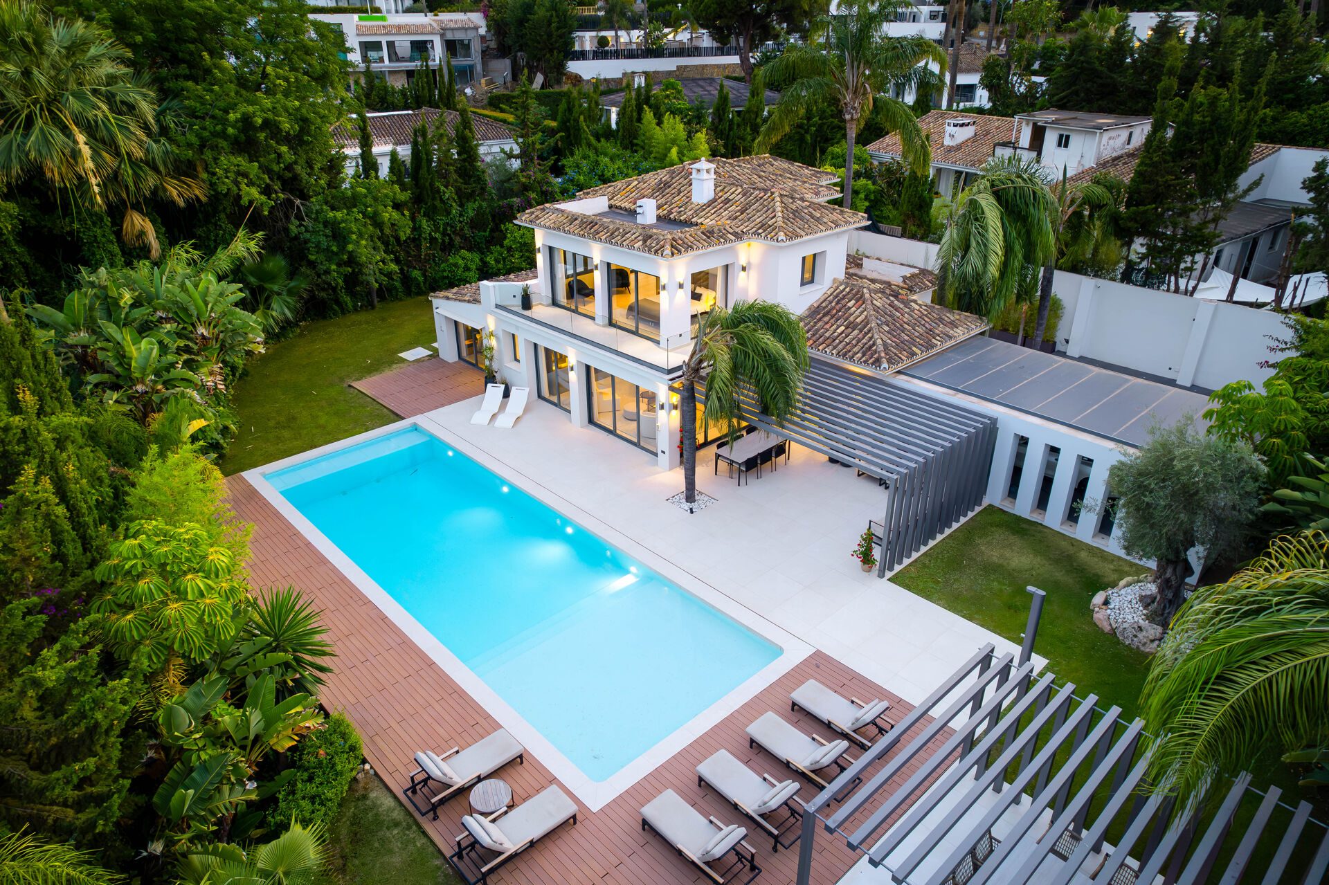 Fjord Blanc — Las Brisas, Nueva Andalucía, Marbella